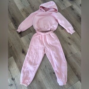 Comfrt High End Sweat Suit Girls size Large